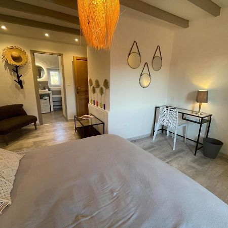 Chambres D Hotes Le Mas Julien Piscine Chauffee Adult Only Orange  Dış mekan fotoğraf