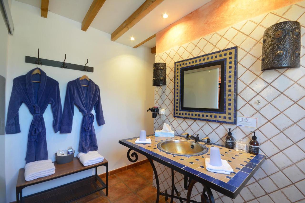 Chambres D Hotes Le Mas Julien Piscine Chauffee Adult Only Orange  Dış mekan fotoğraf