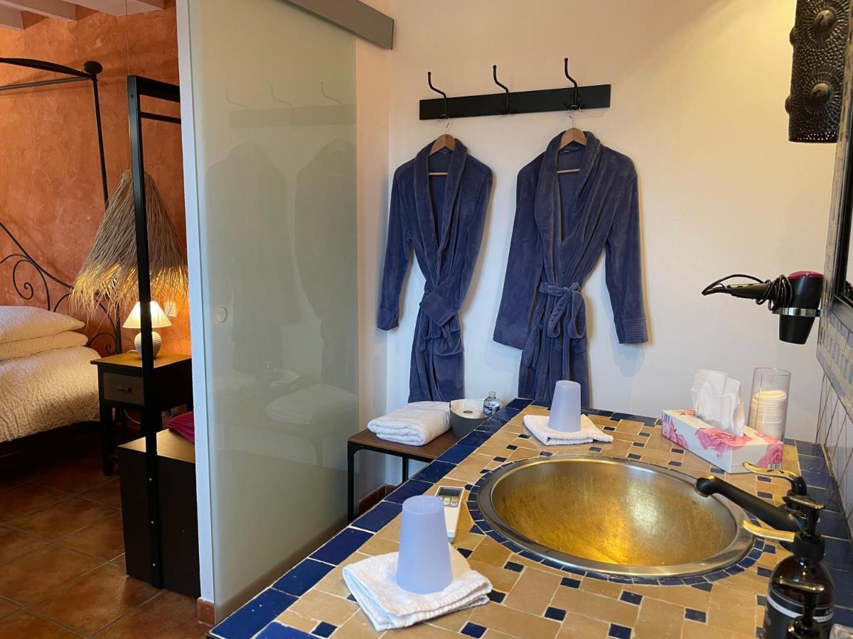 Chambres D Hotes Le Mas Julien Piscine Chauffee Adult Only Orange  Dış mekan fotoğraf